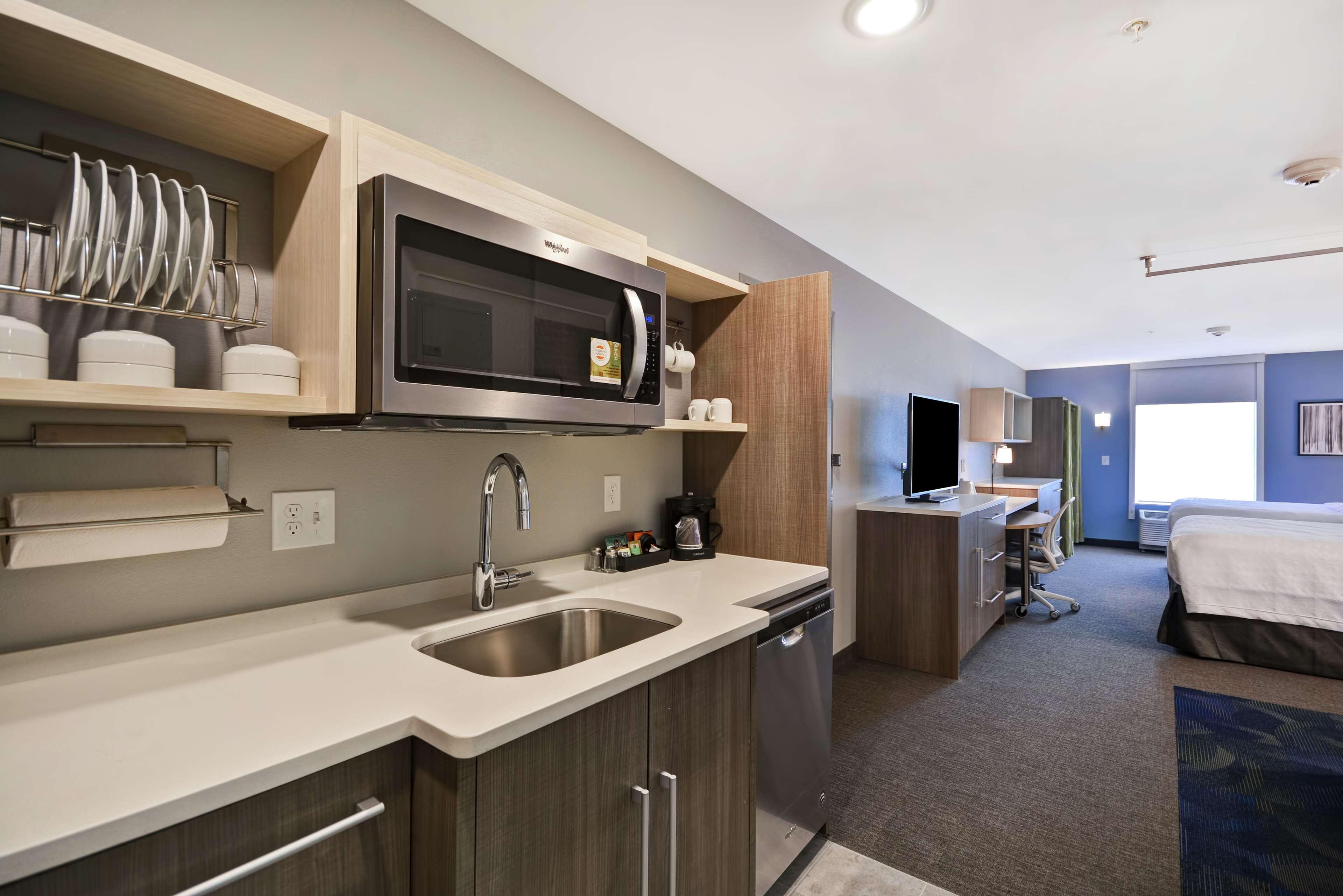 Home2 Suites By Hilton Grand Rapids North Walker Exterior photo